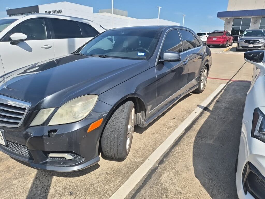 2010 MERCEDES-BENZ E-Class