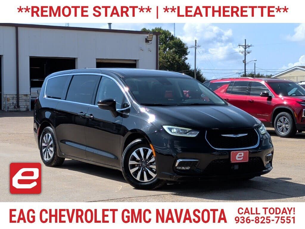 2023 CHRYSLER Pacifica