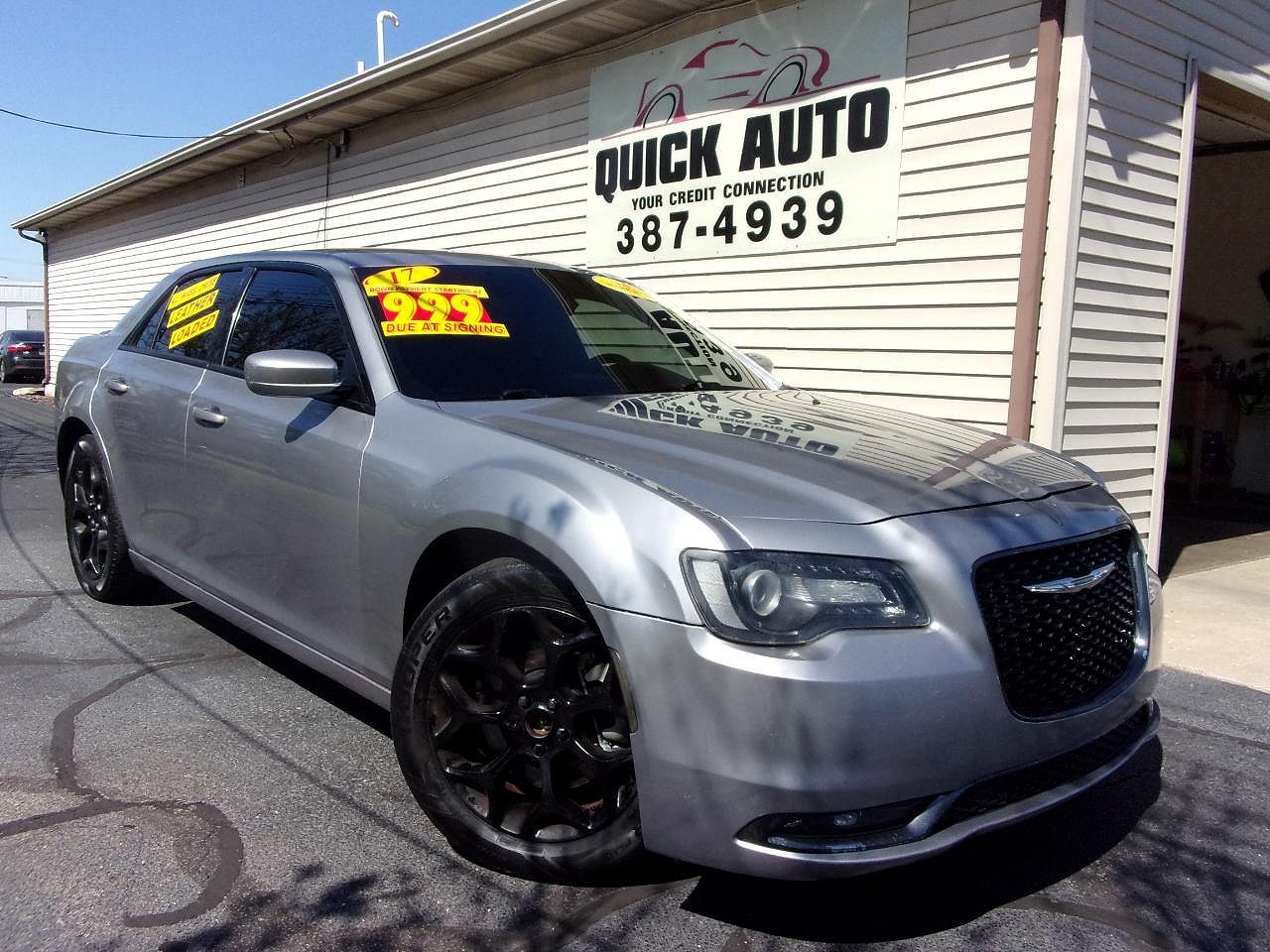 2017 CHRYSLER 300