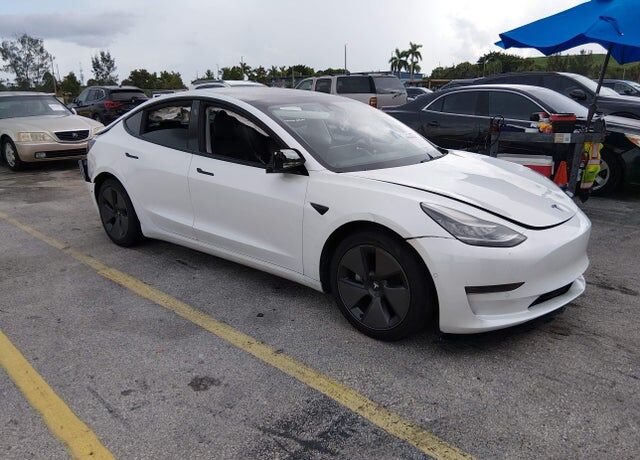 2021 TESLA Model 3