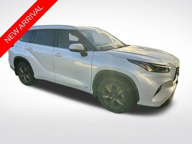 2022 TOYOTA Highlander