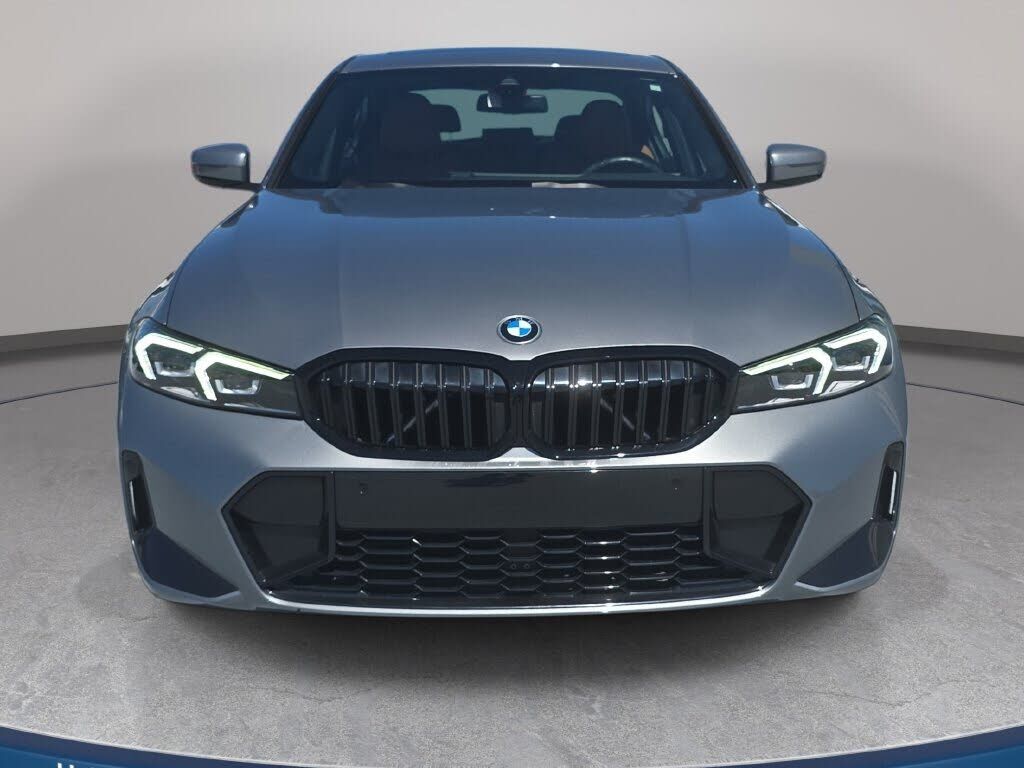 2023 BMW 330i