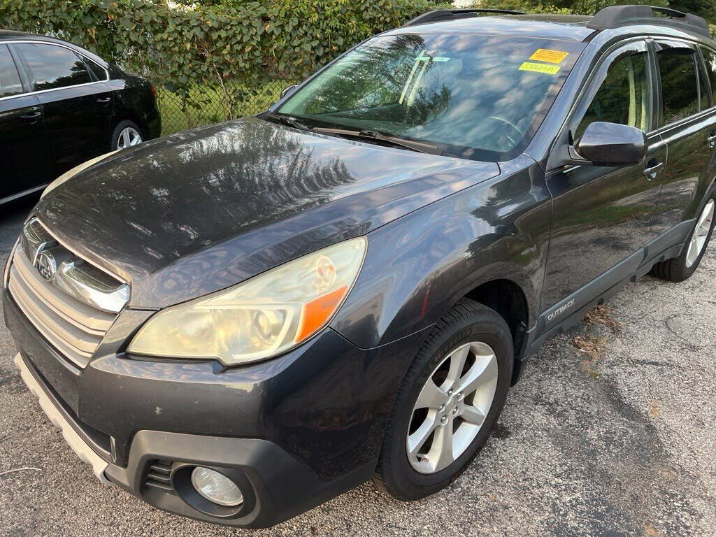 2013 SUBARU Outback