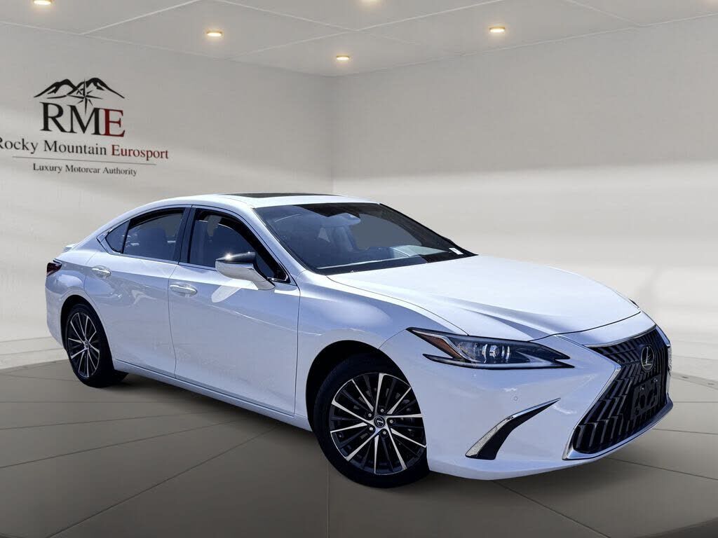 2023 LEXUS ES