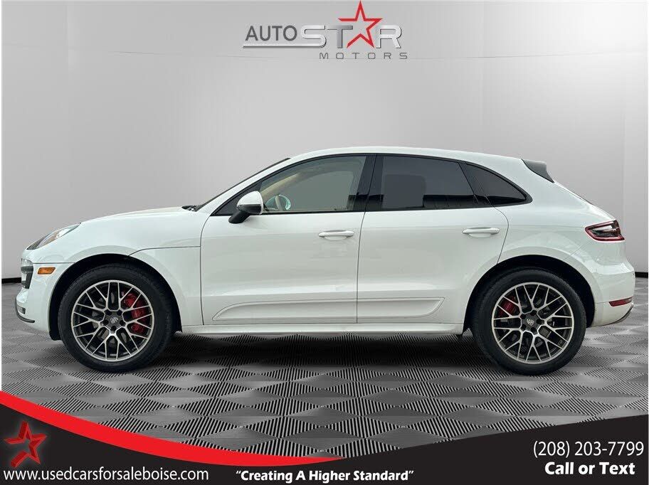 2015 PORSCHE Macan