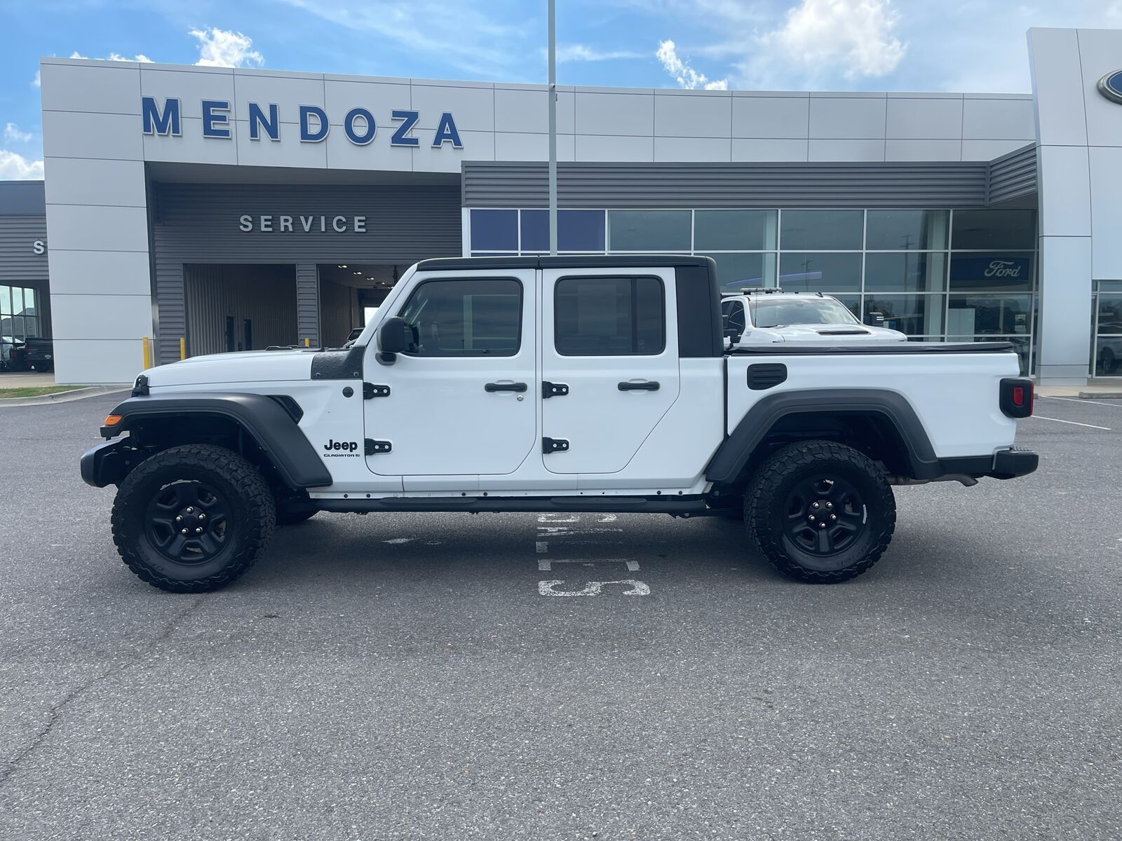 2023 JEEP Gladiator