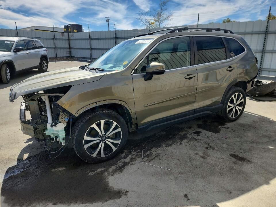 2023 SUBARU Forester
