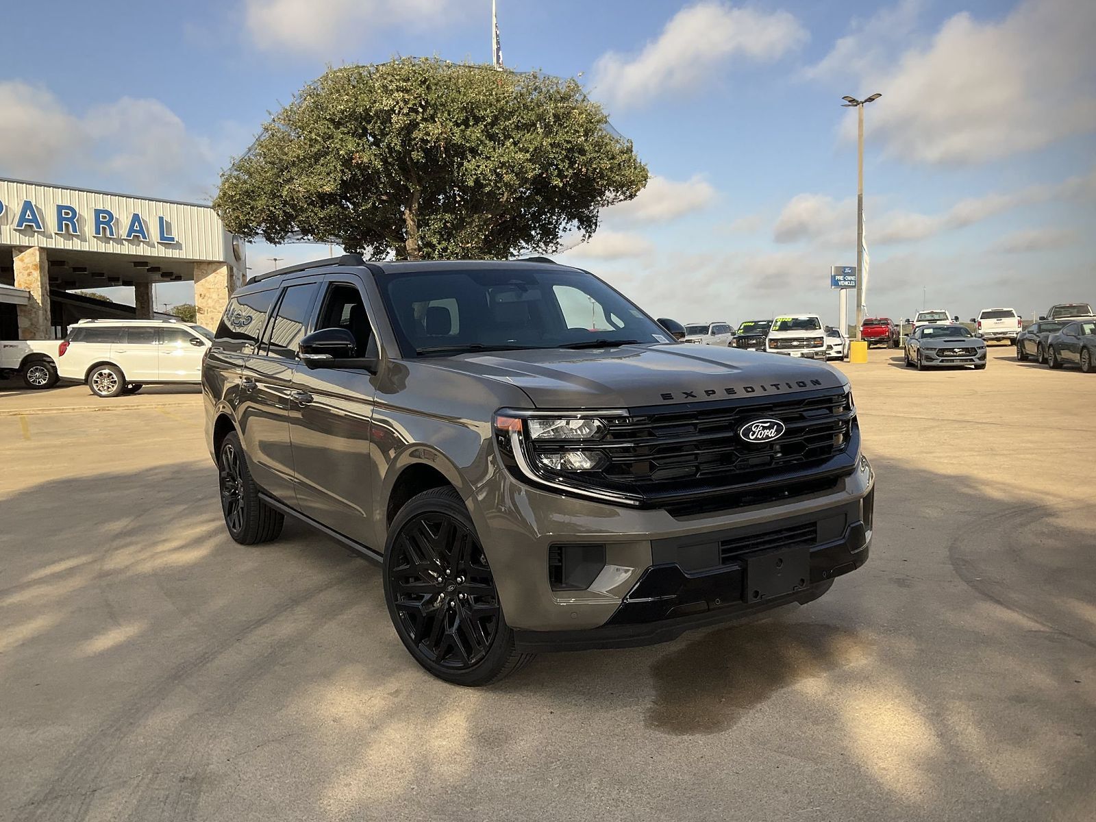 2027 FORD Expedition