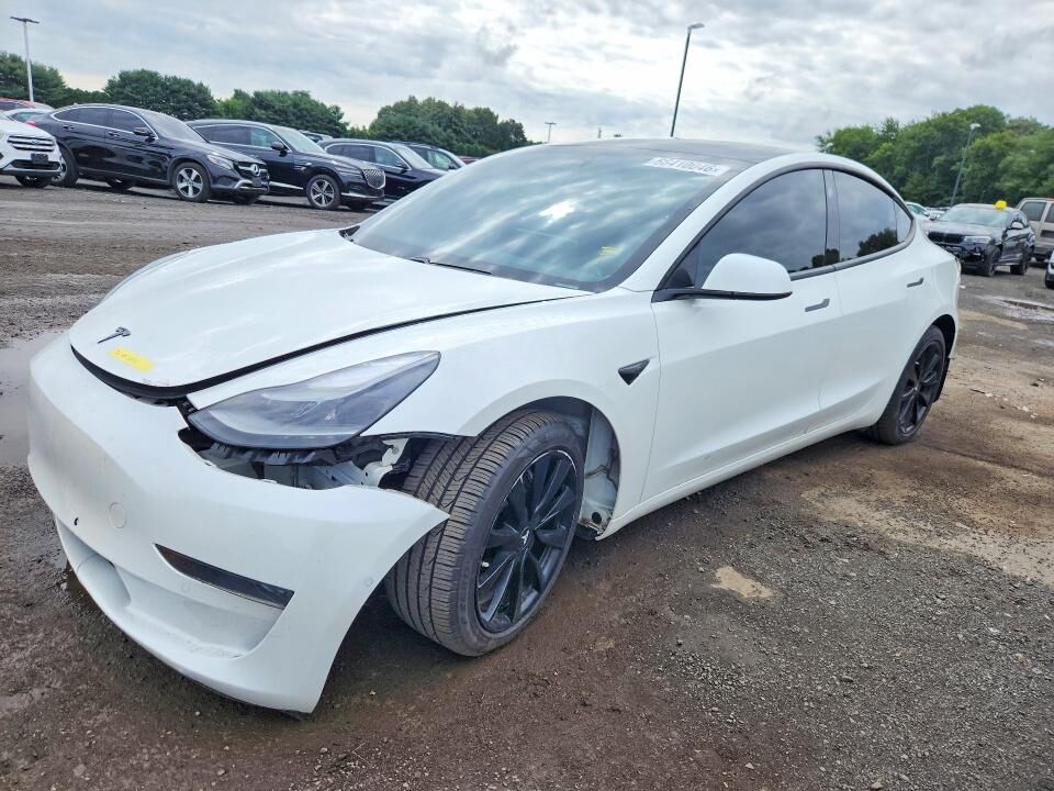 2021 TESLA Model 3