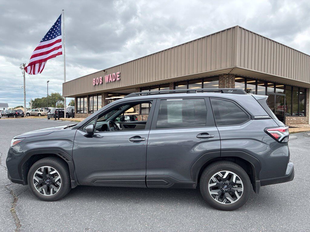 2025 SUBARU Forester