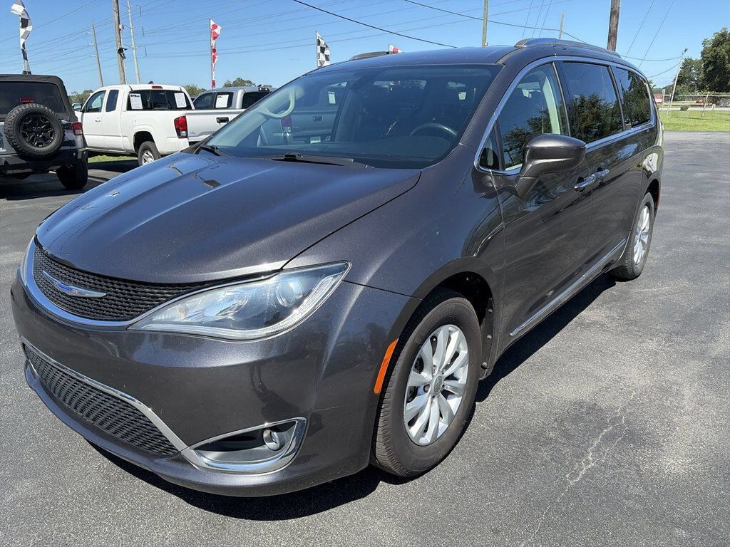 2019 CHRYSLER Pacifica