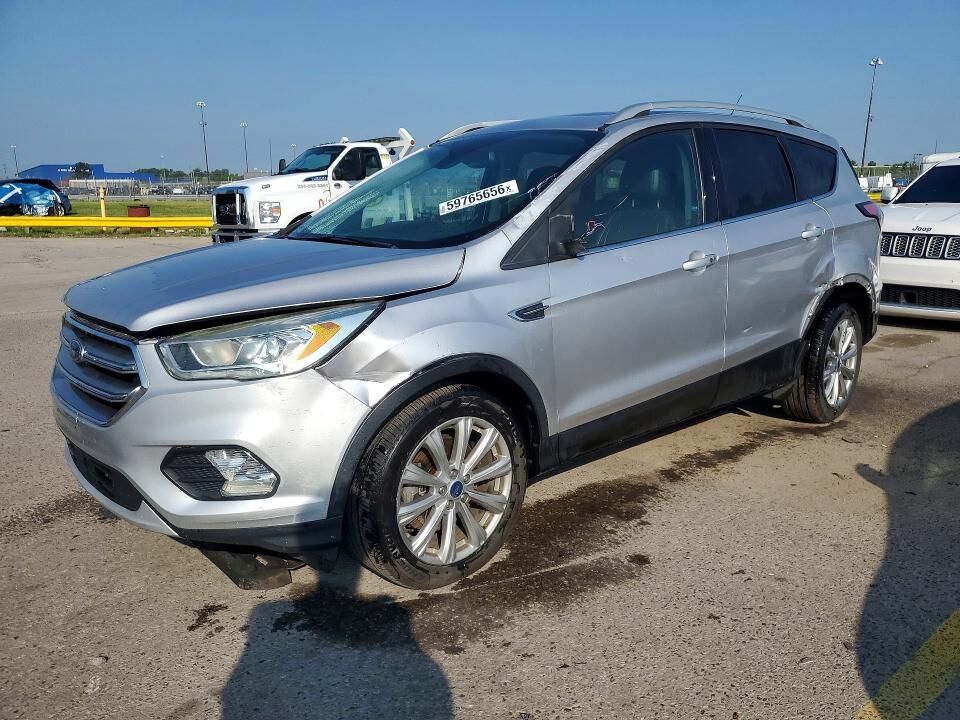 2017 FORD Escape