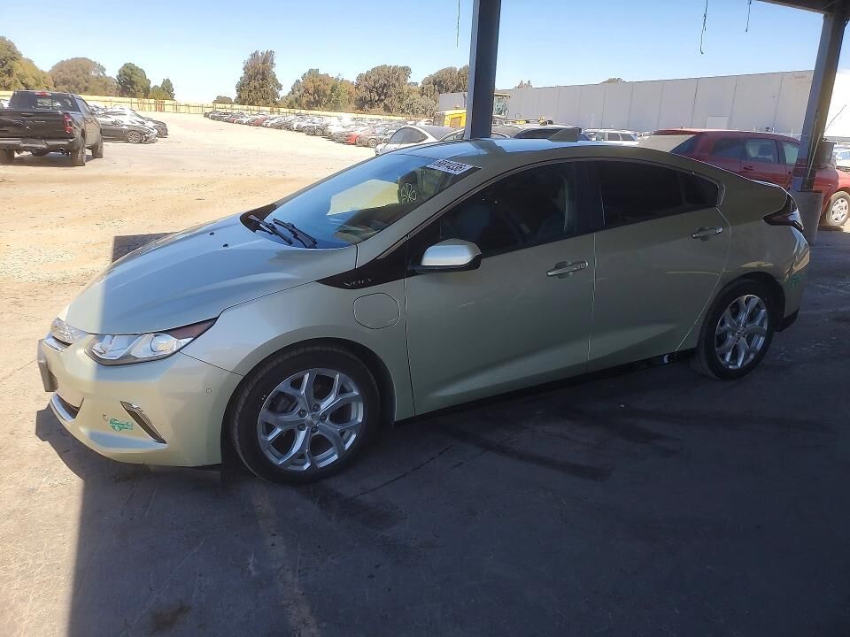 2017 CHEVROLET Volt