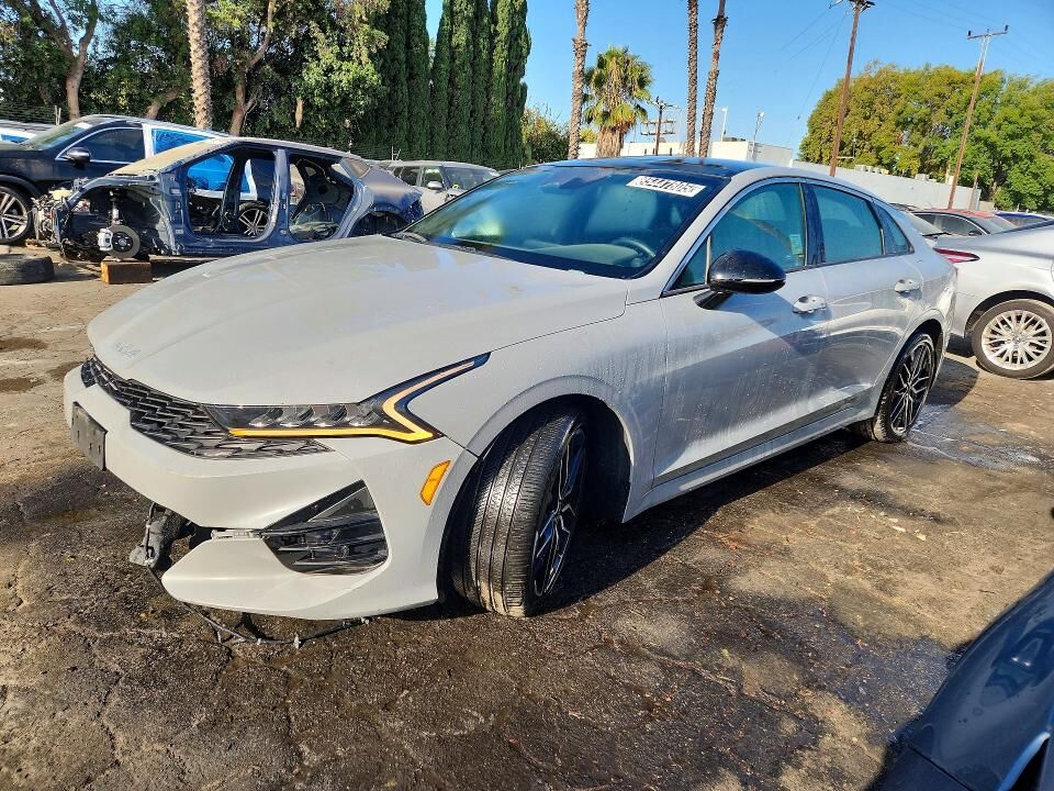 2022 KIA K5