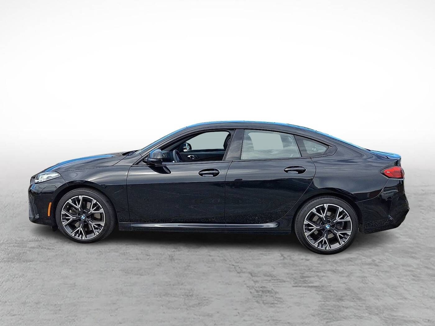 2025 BMW 228i