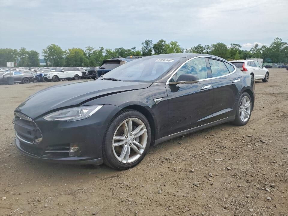 2014 TESLA Model S