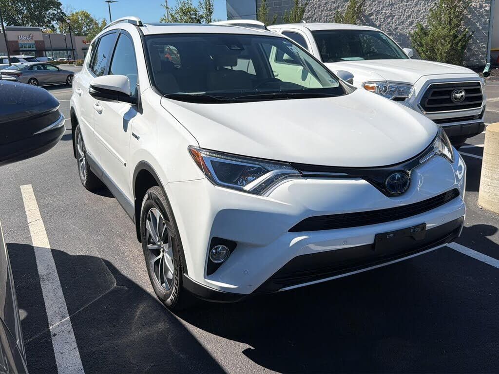 2016 TOYOTA RAV4