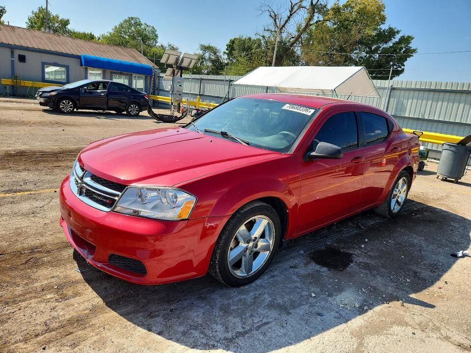 2013 DODGE Avenger