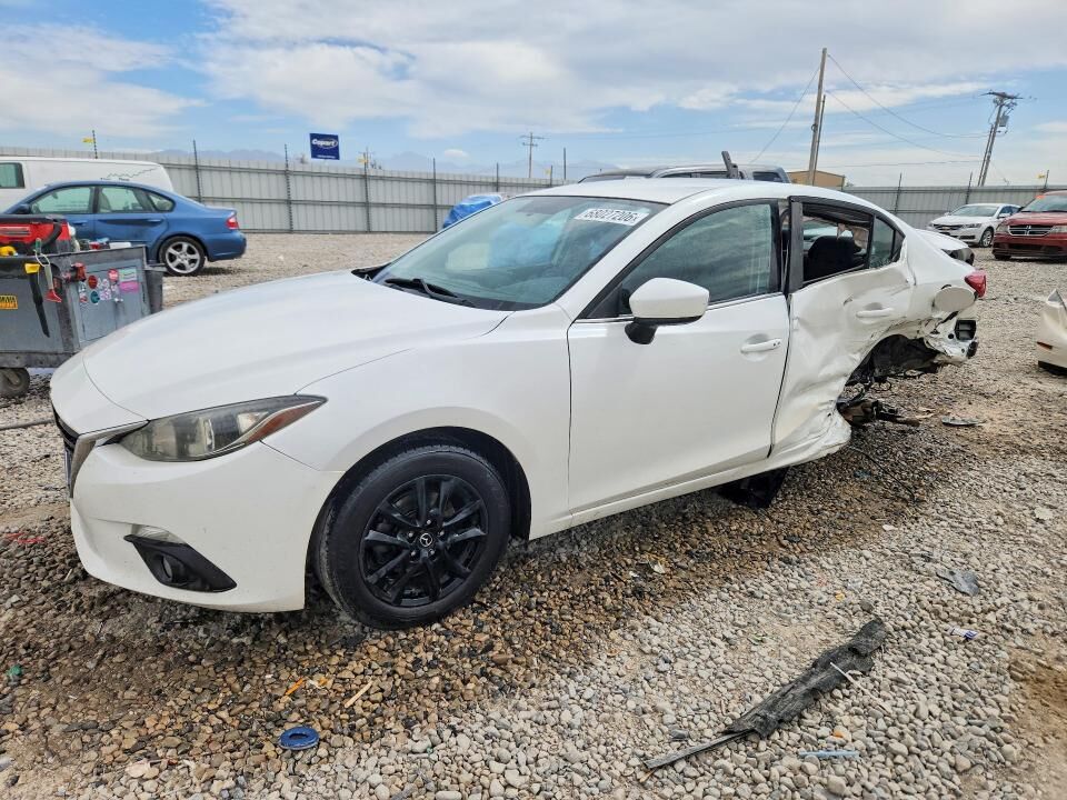 2015 MAZDA Mazda3