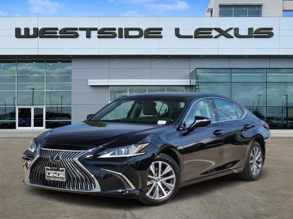 2019 LEXUS ES