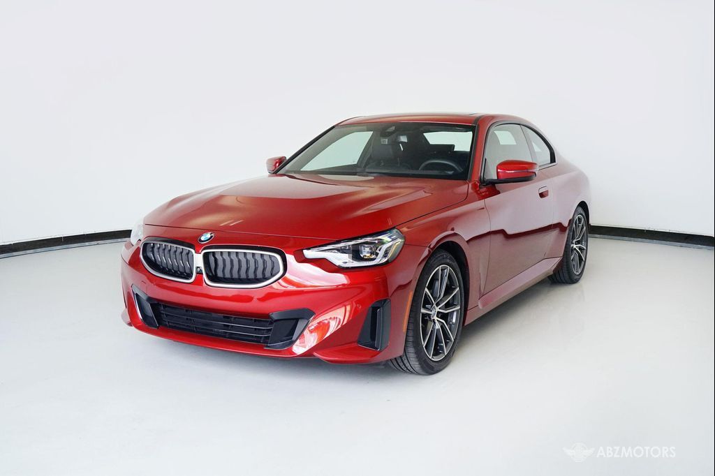 2025 BMW 230i