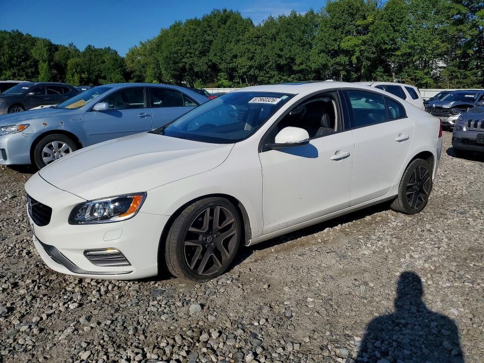 2018 VOLVO S60