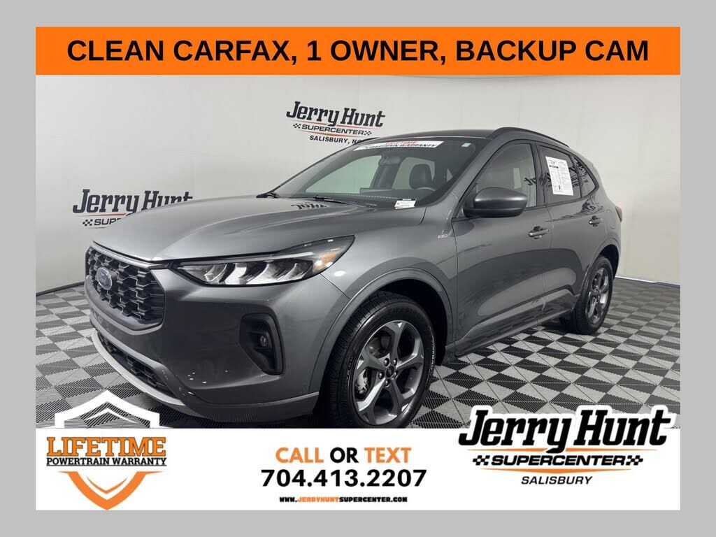 2024 FORD Escape