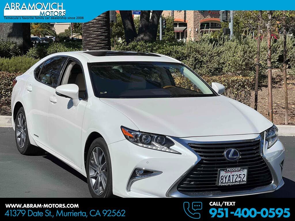 2018 LEXUS ES