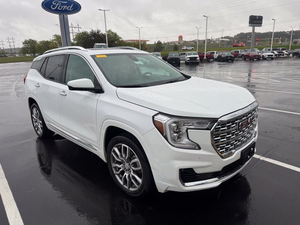 2023 GMC Terrain
