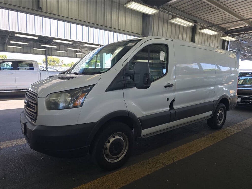 2015 FORD Transit