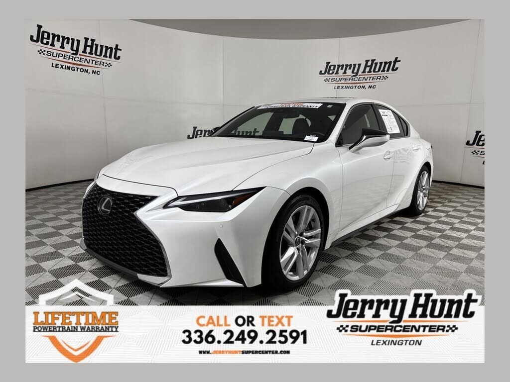 2024 LEXUS IS