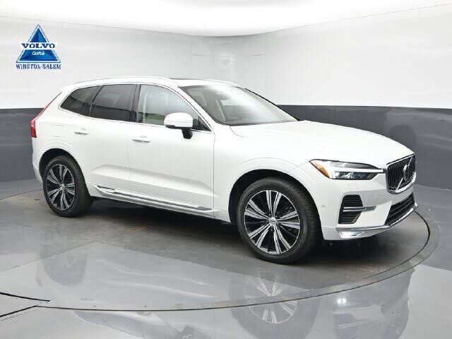 2023 VOLVO XC60