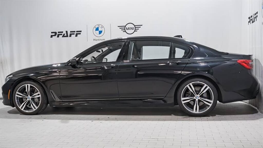 2019 BMW 750i / B7
