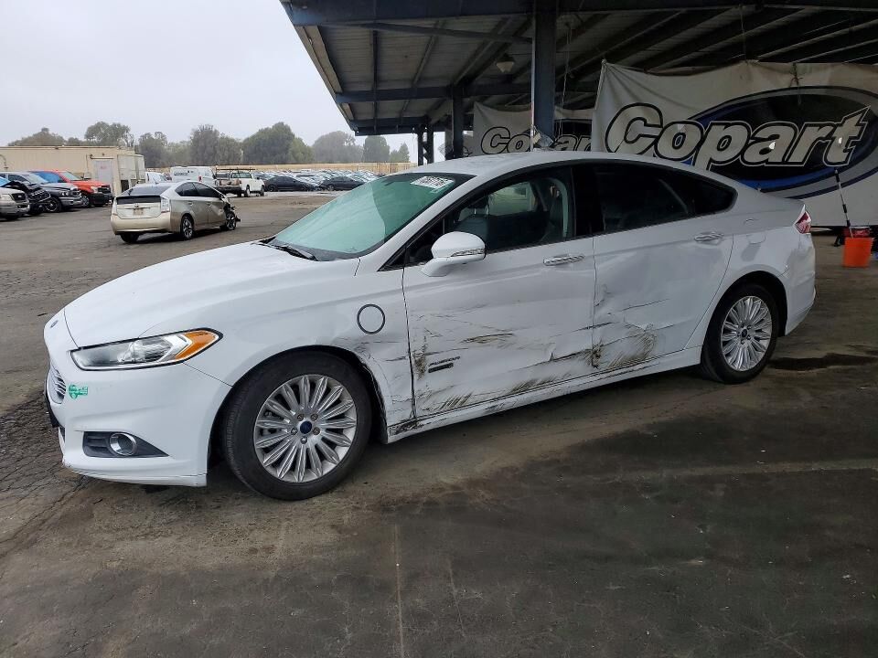 2015 FORD Fusion