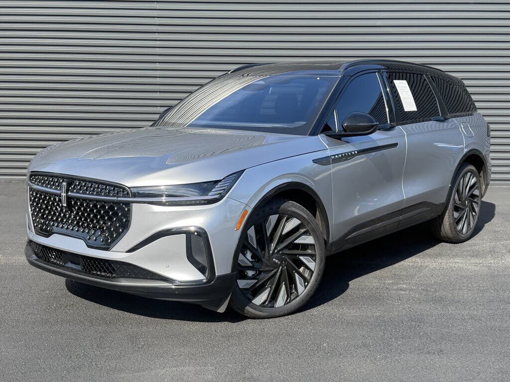2025 LINCOLN Nautilus