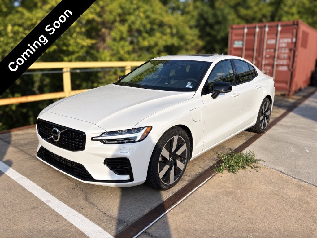 2024 VOLVO S60