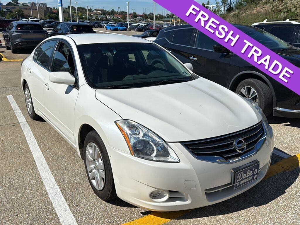 2011 NISSAN Altima