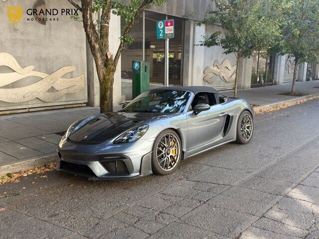 2024 PORSCHE 718