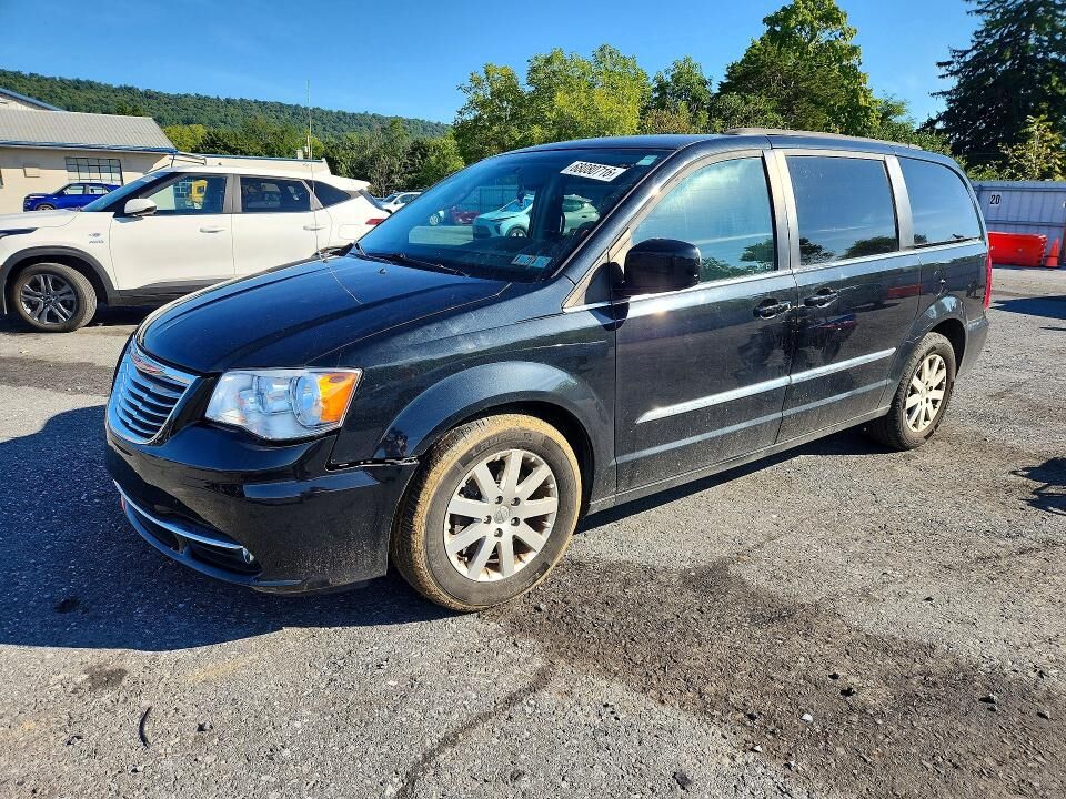 2016 CHRYSLER Town and Country