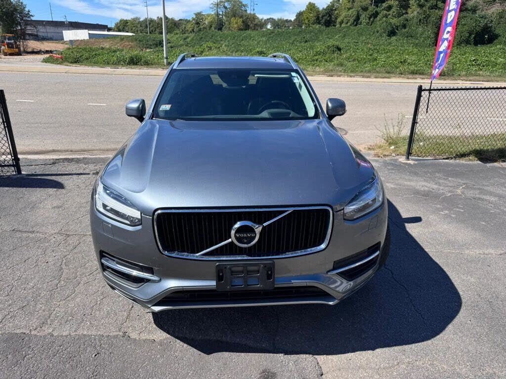 2017 VOLVO XC90