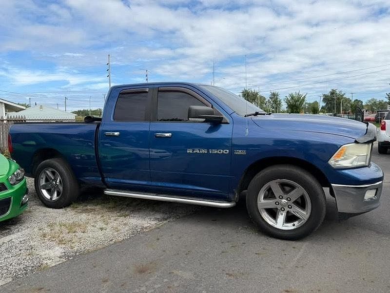 2011 DODGE Ram