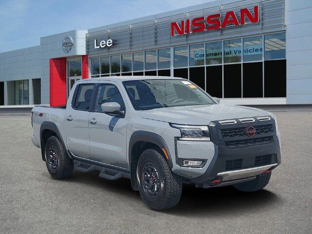 2025 NISSAN Frontier
