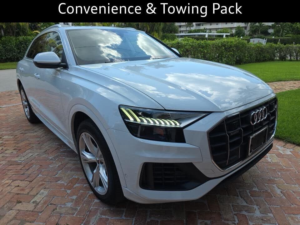 2023 AUDI Q8