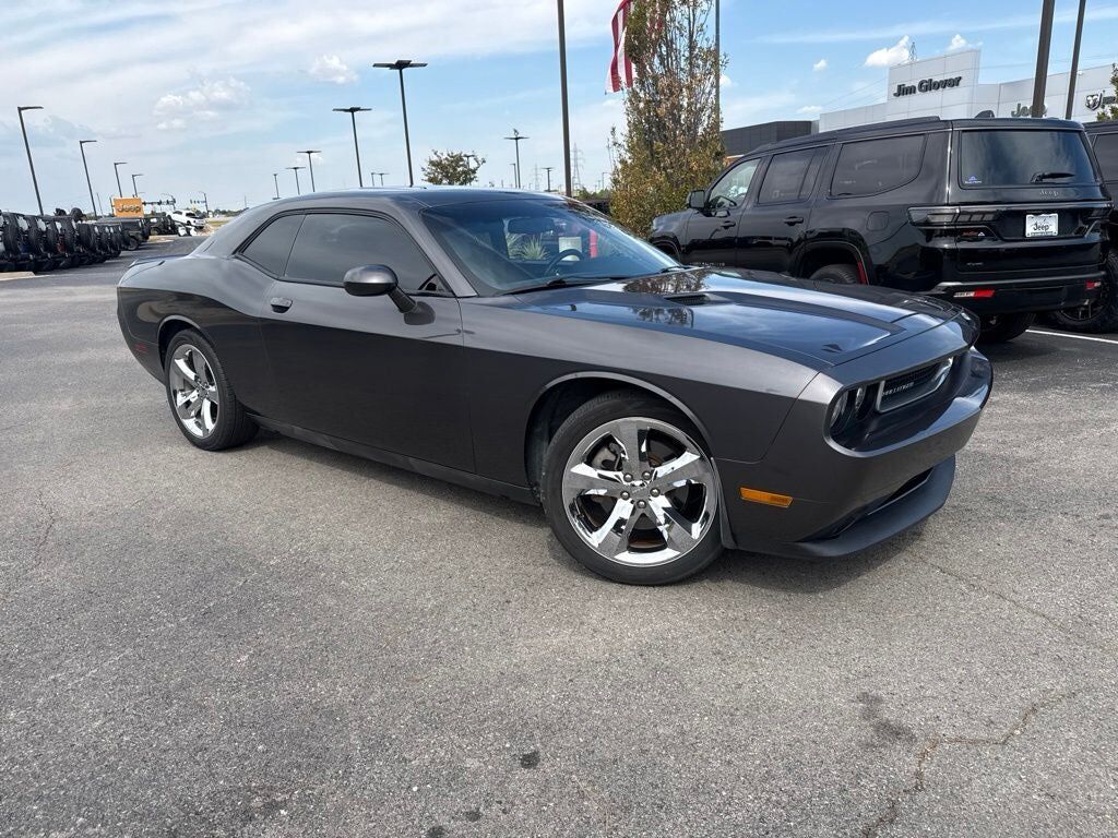 2013 DODGE Challenger