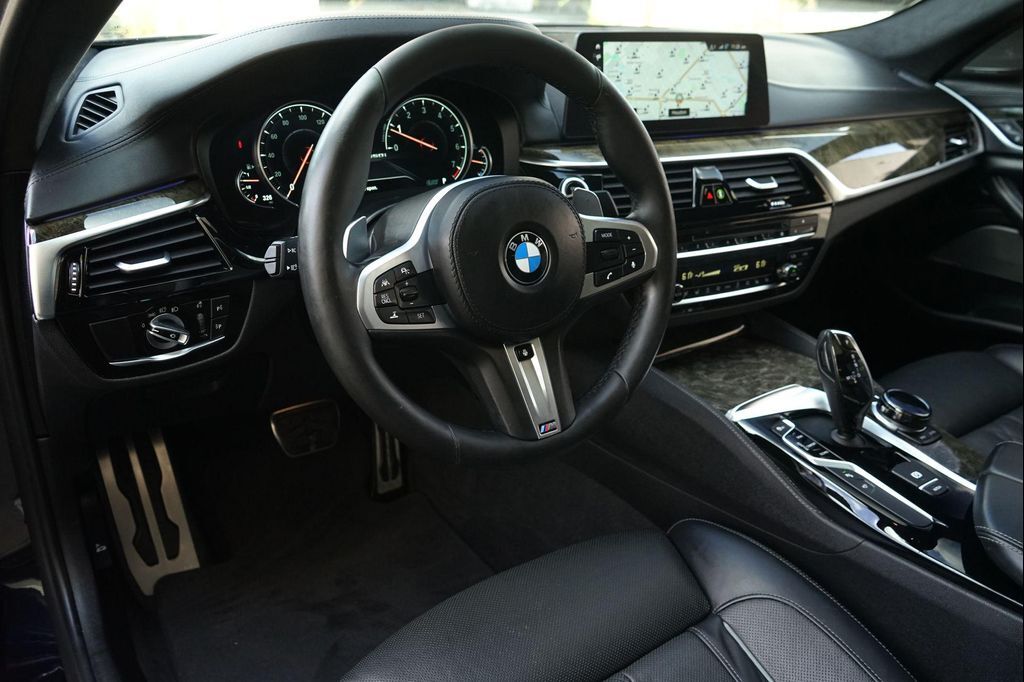 2018 BMW M550i