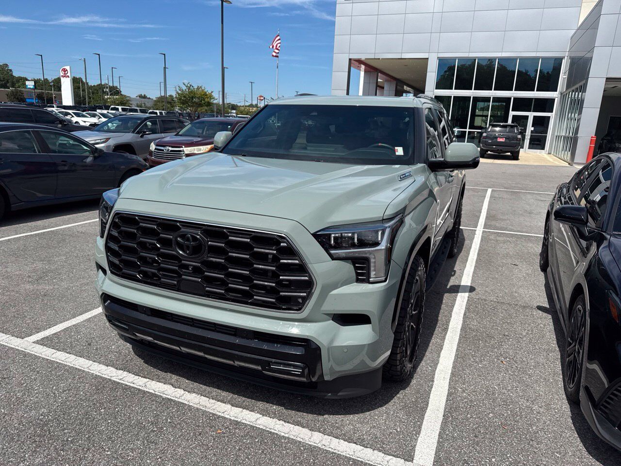 2025 TOYOTA Sequoia