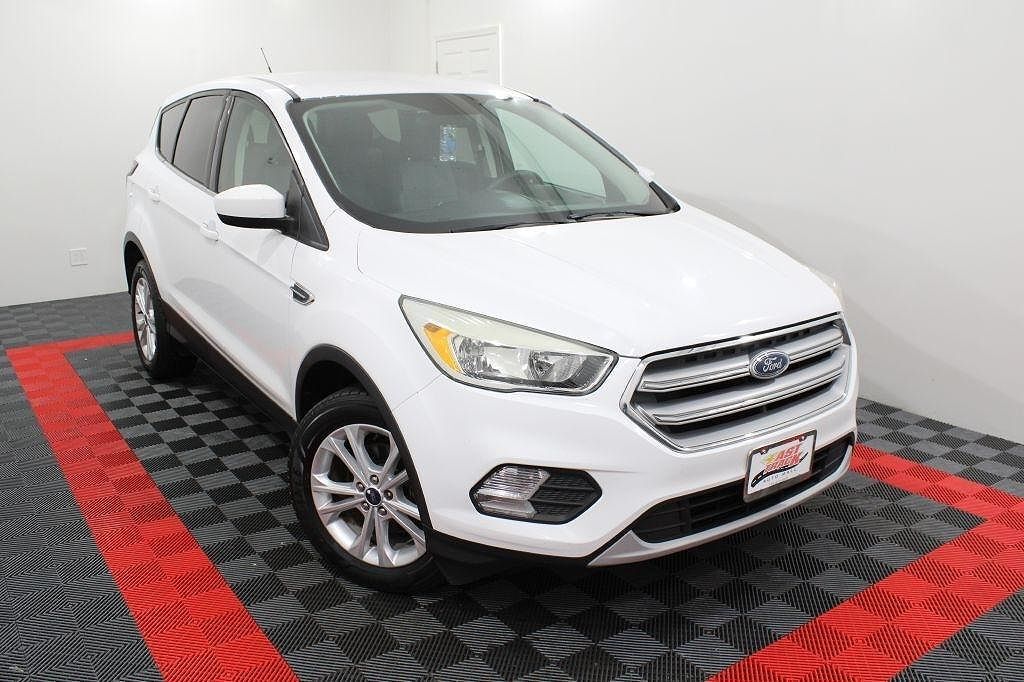 2017 FORD Escape