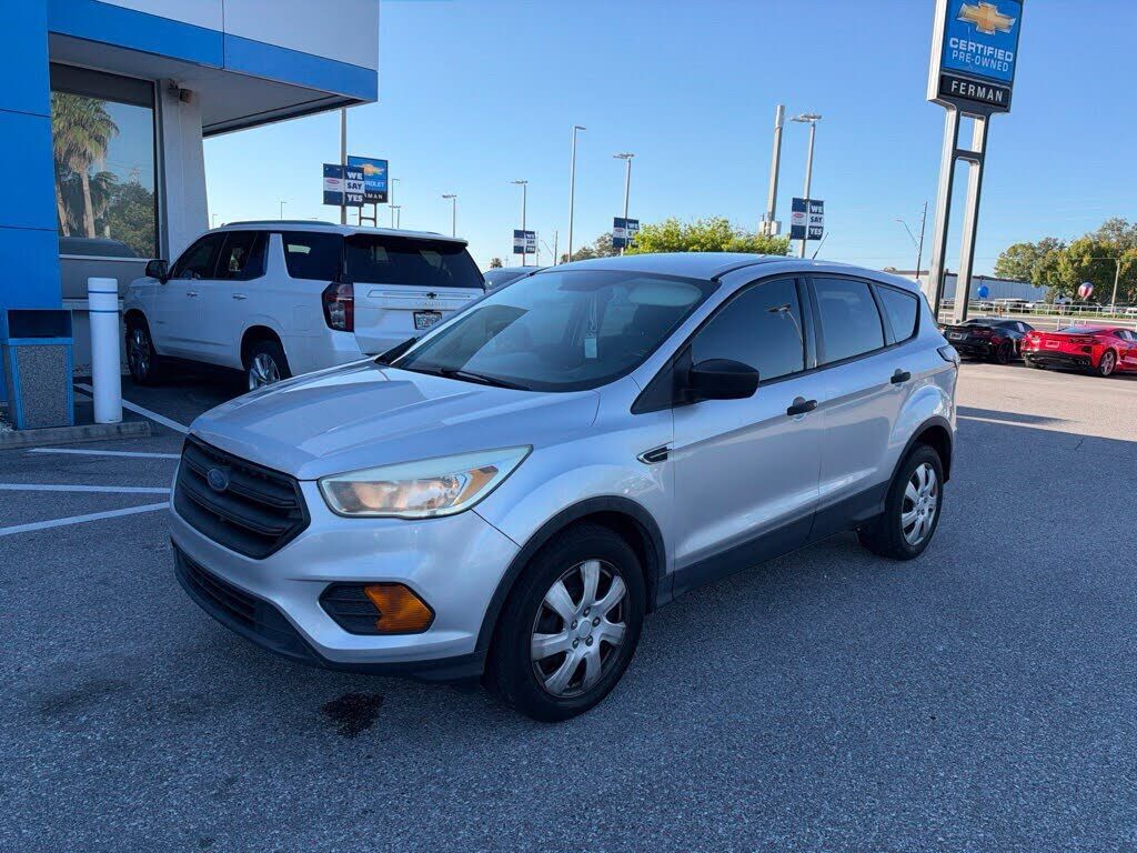 2017 FORD Escape
