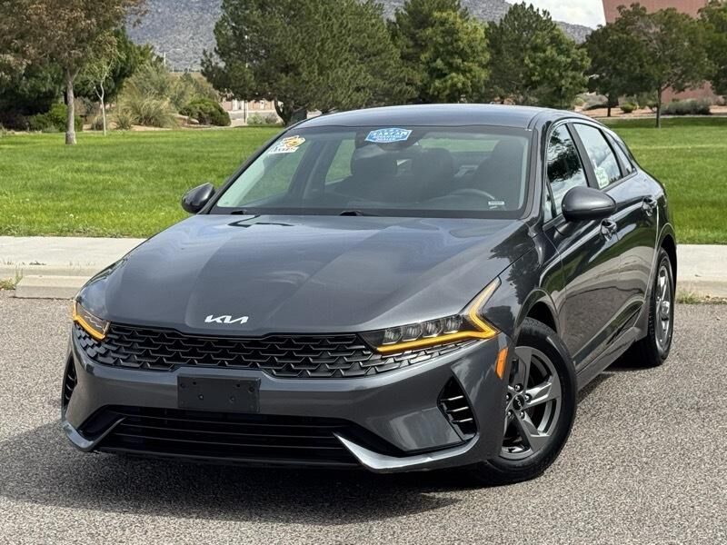 2022 KIA K5