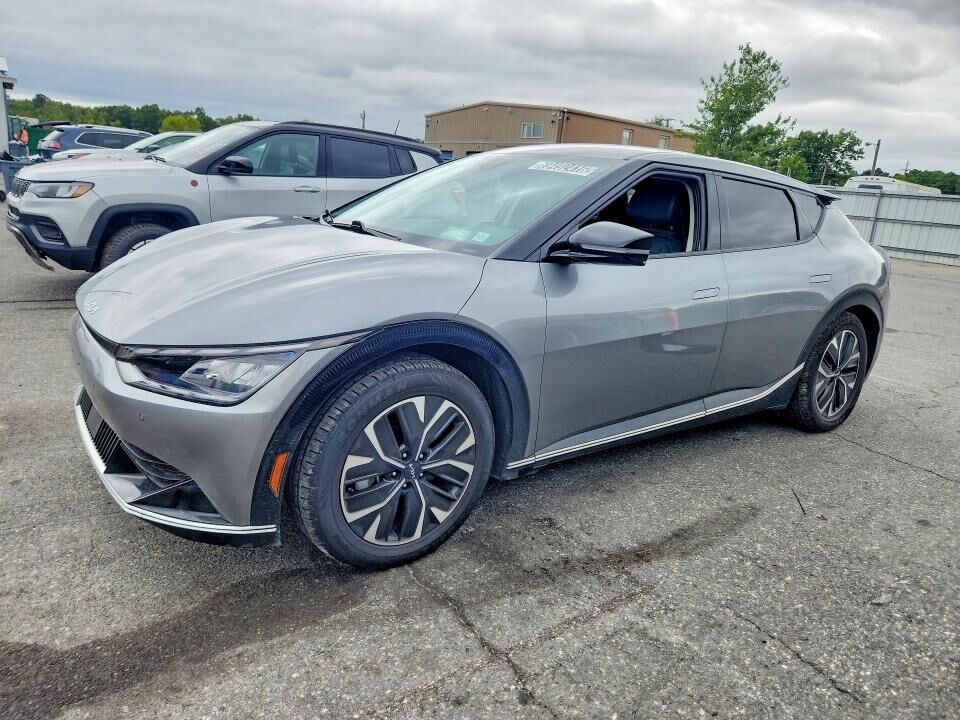 2024 KIA EV6